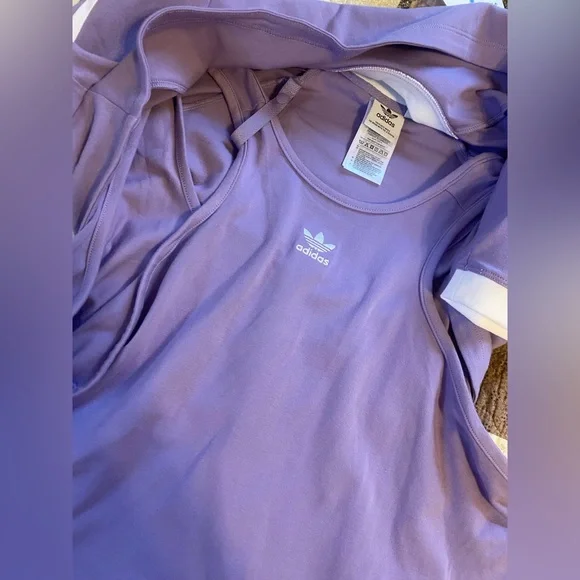 2X Adidas purple shirt/tank - Picture 2 of 2